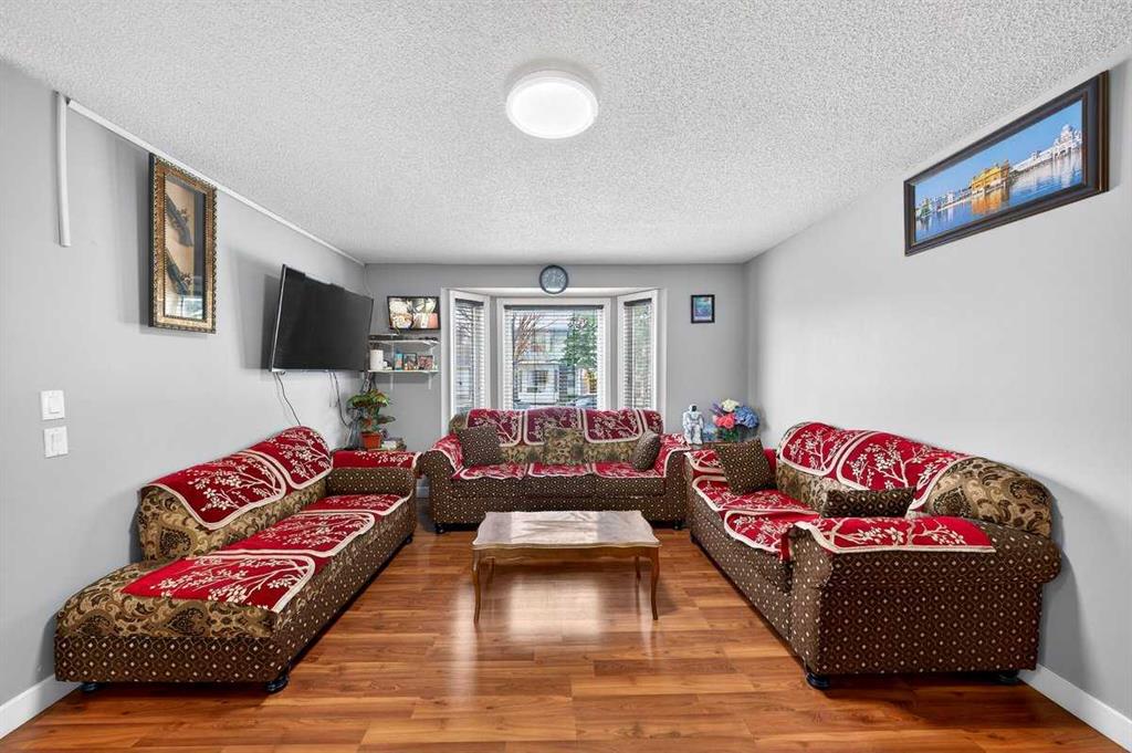 Picture for 214 Martinwood Place NE