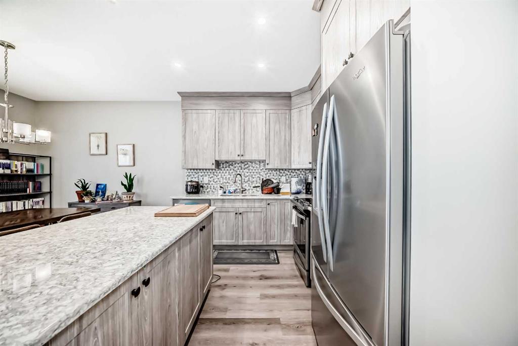 Picture for 43 Carrington Crescent NW