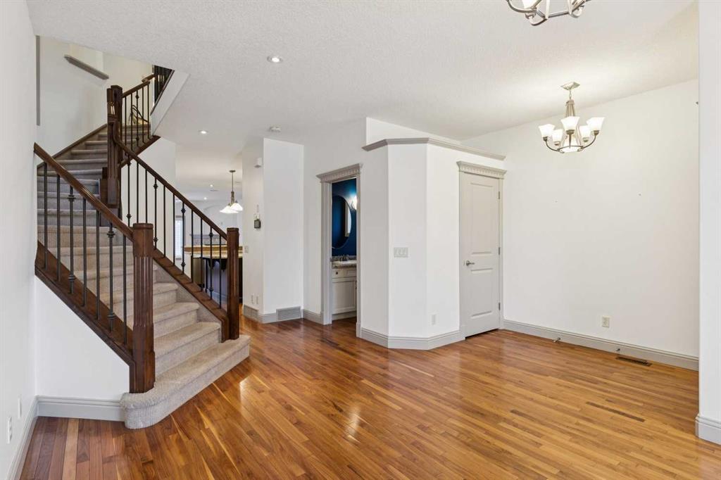 Picture for 2617 27 Street SW