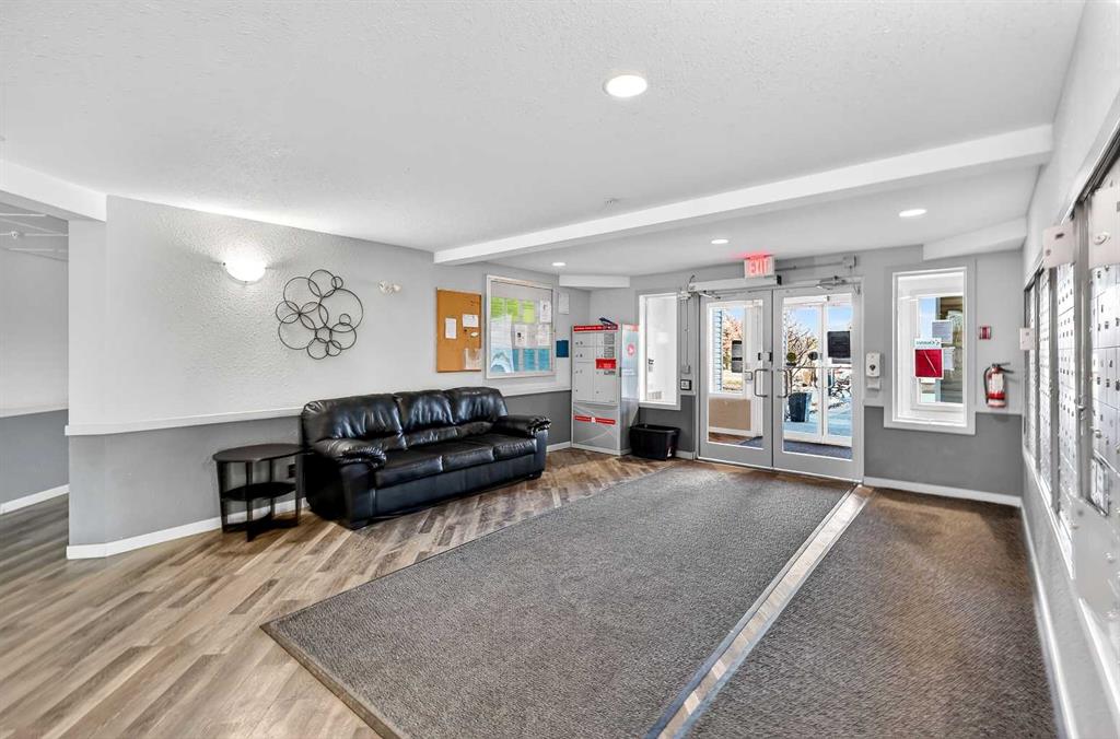 Picture for 224, 1717 60 Street SE