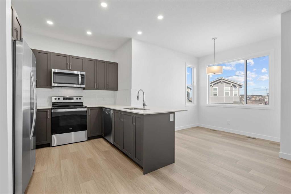 Picture for 229, 65 Belvedere Point SE