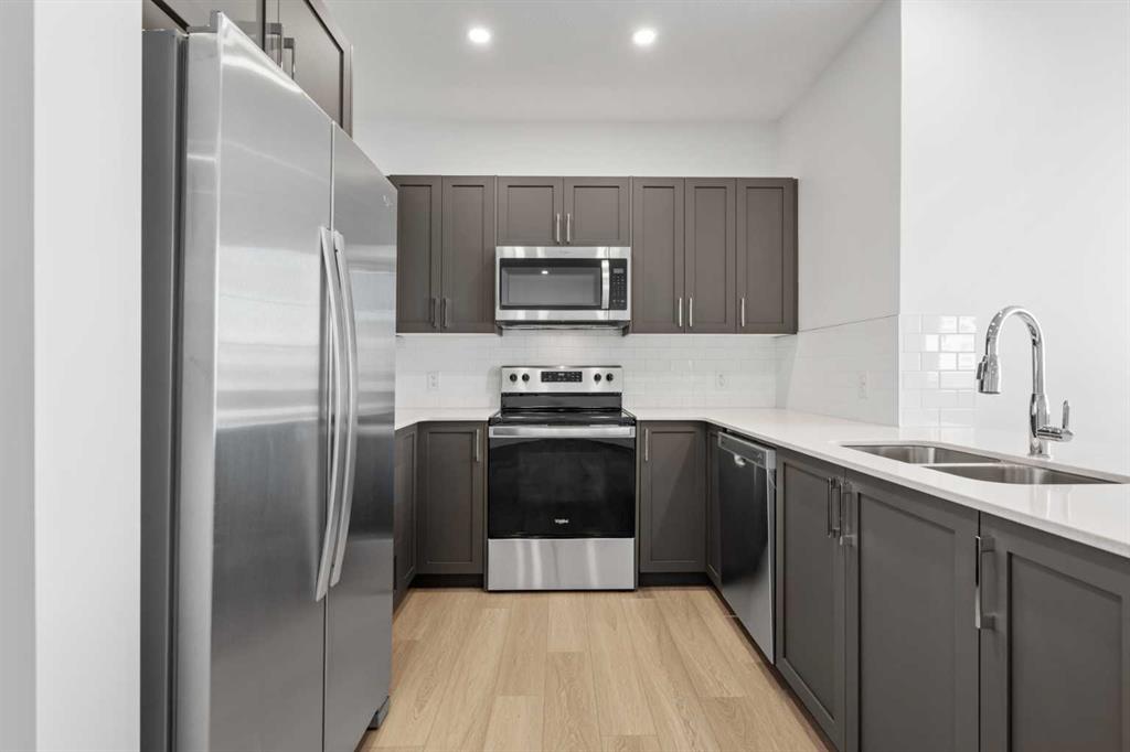 Picture for 229, 65 Belvedere Point SE