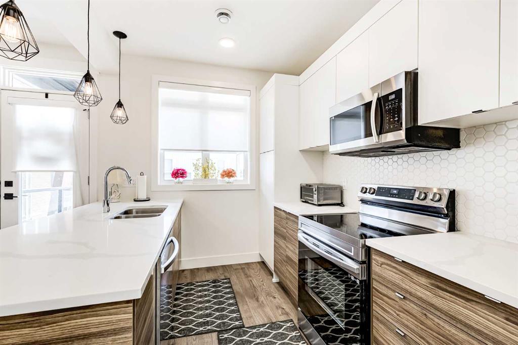 Picture for 511, 10060 46 Street NE