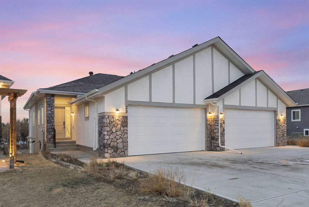 Picture for 23 St. Andrews Close 