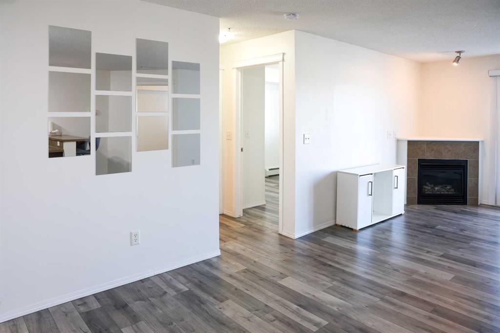 Picture for 2312, 43 Country Village Lane NE