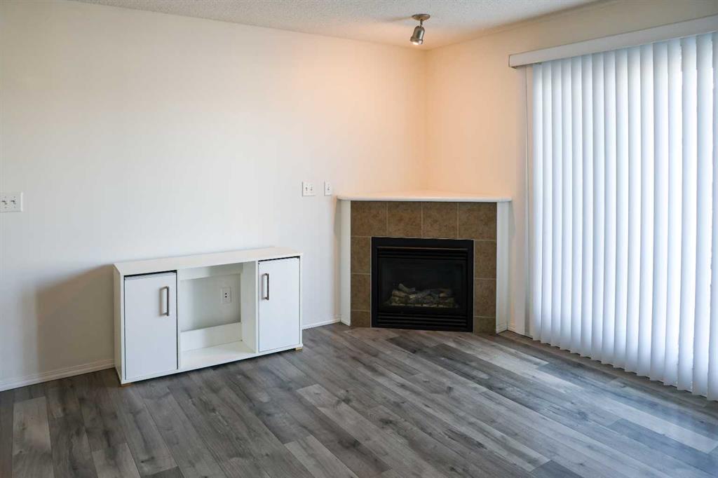 Picture for 2312, 43 Country Village Lane NE