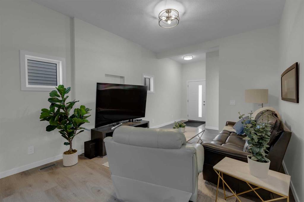 Picture for 812 Reynolds Manor SW