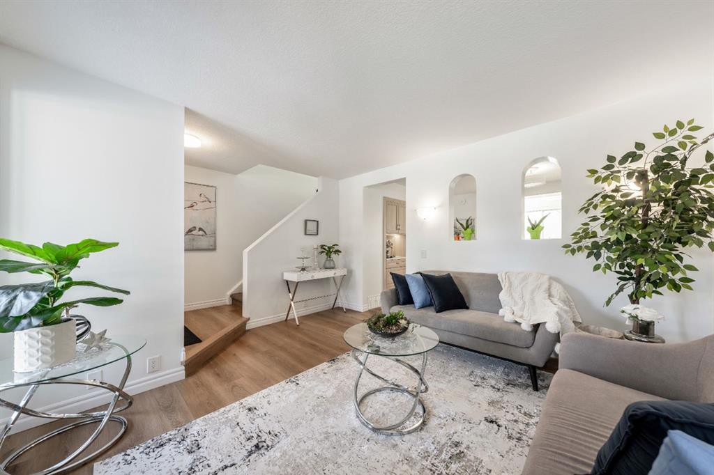 Picture for 2213 Woodview Drive SW