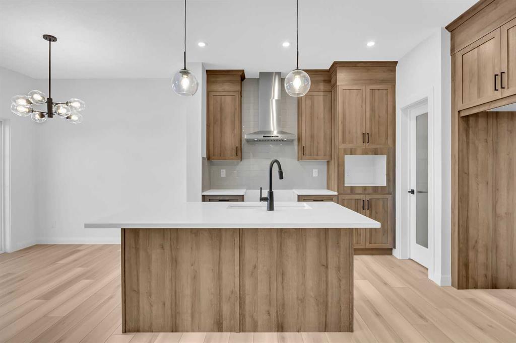 Picture for 142 Northern Lights Crescent 