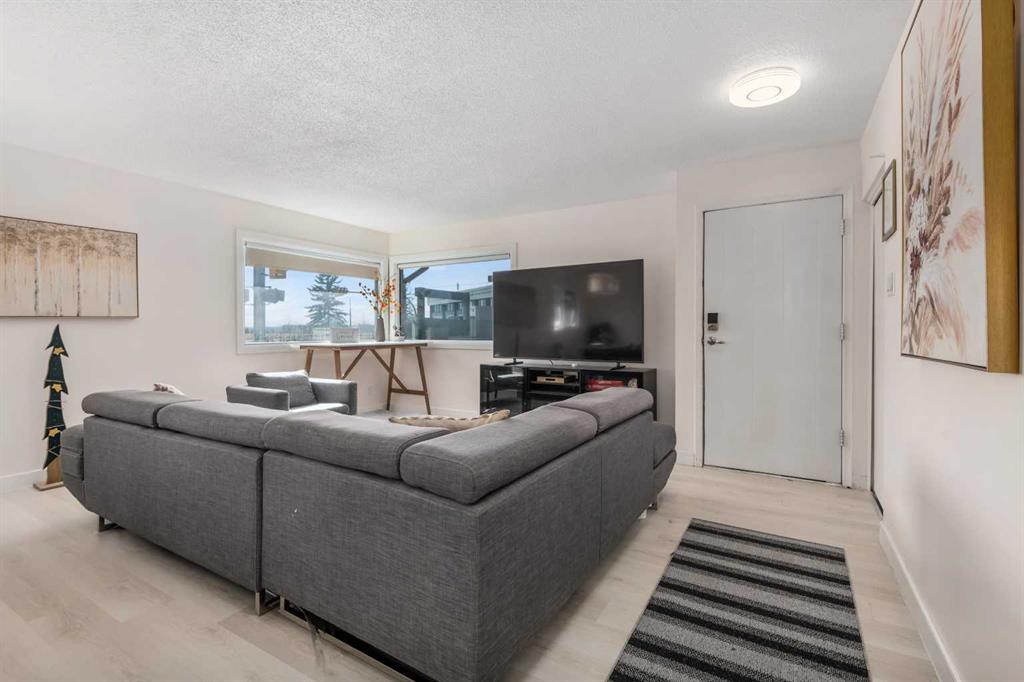 Picture for 4504 14 Street NW