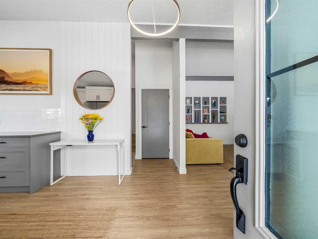 Picture for 7723 Hunterview Drive NW