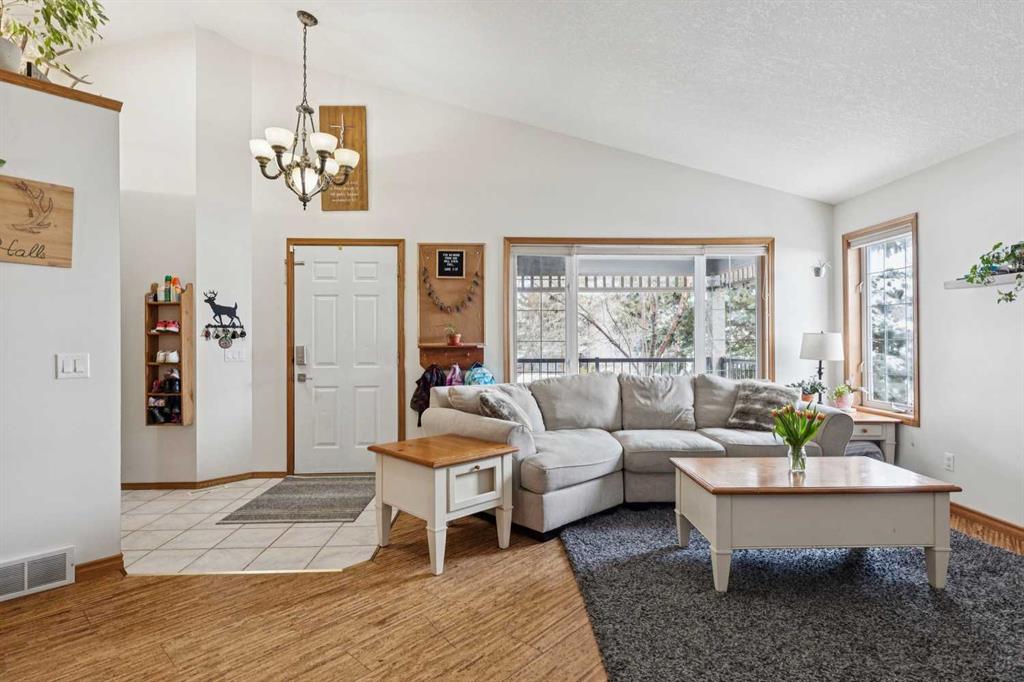 Picture for 6 Sheep River Crescent 