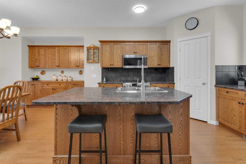 Picture for 7, 925 Imperial Drive SE