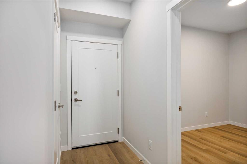 Picture for 101, 200 Shawnee Square SW