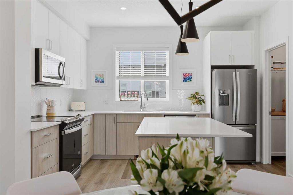 Picture for 111, 340 Ambleton Street NW