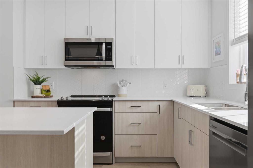 Picture for 111, 340 Ambleton Street NW