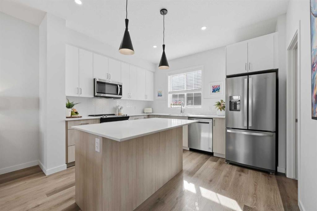 Picture for 111, 340 Ambleton Street NW