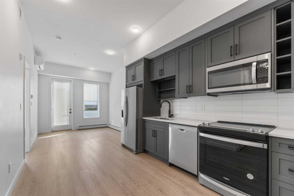 Picture for 627, 3932 University Avenue NW