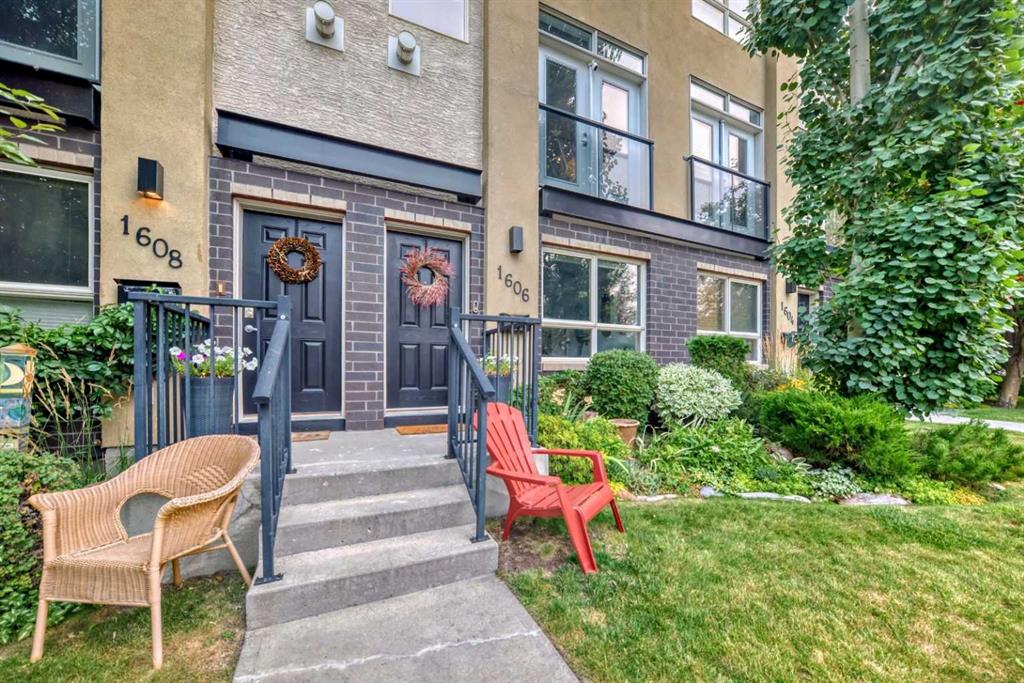 Picture for 1606 36 Avenue SW