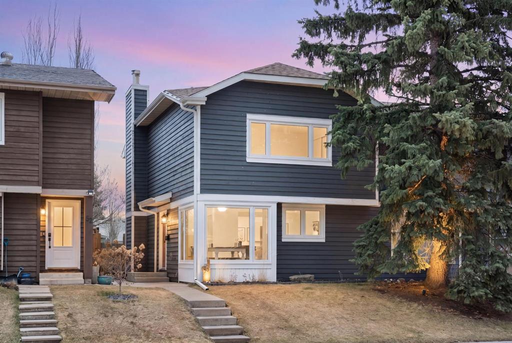 Picture for 48 Midpark Gardens SE