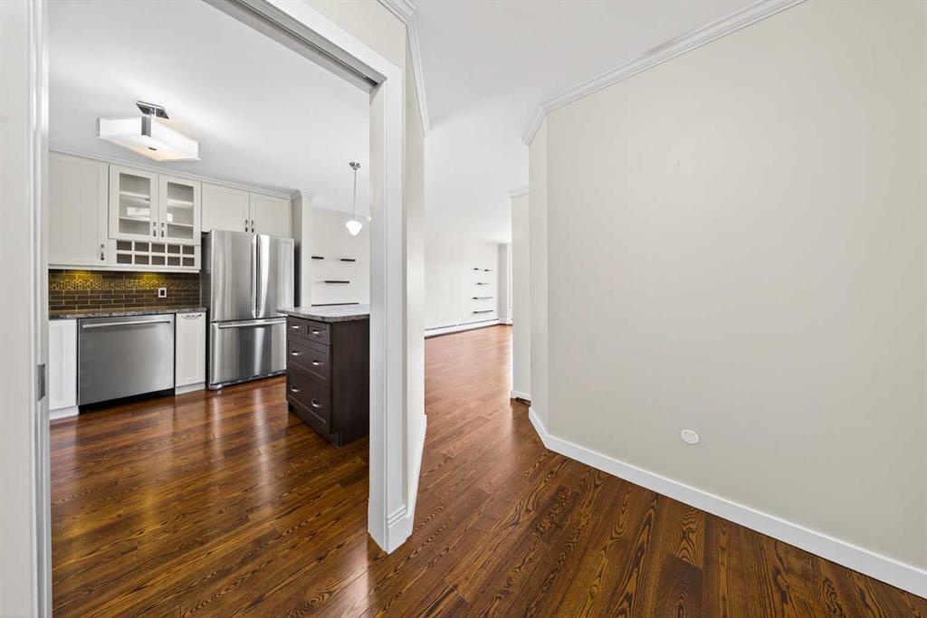 Picture for 3402, 3402 Hawksbrow Point NW