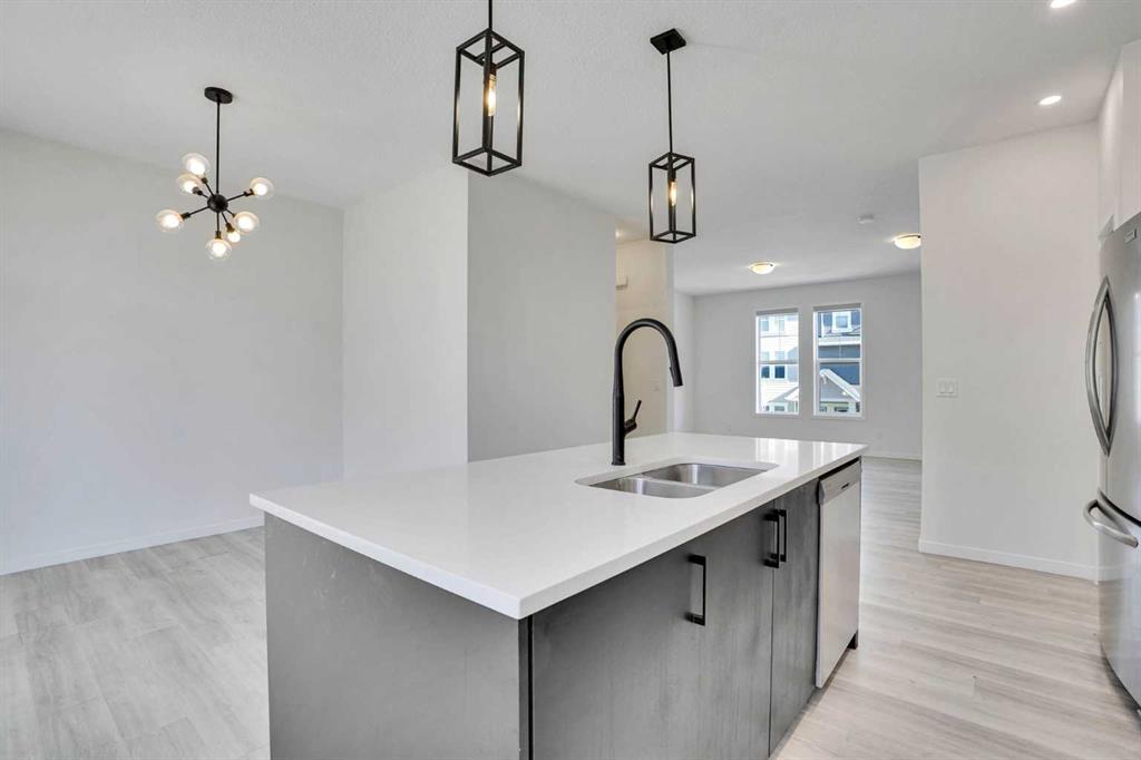 Picture for 229 SOUTH POINT Park SW