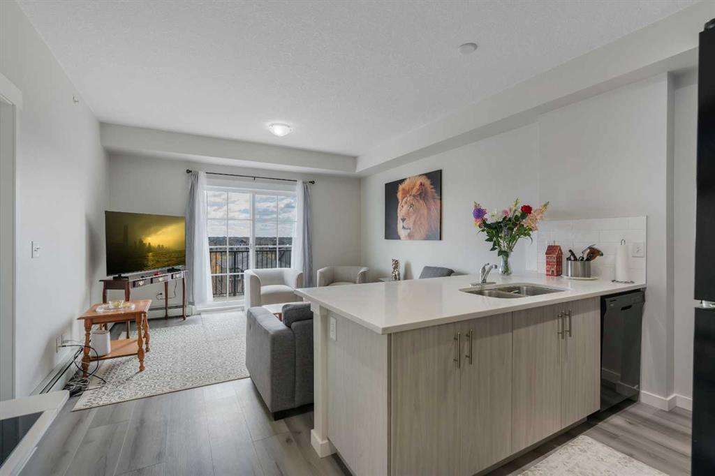 Picture for 1417, 215 Legacy Boulevard SE