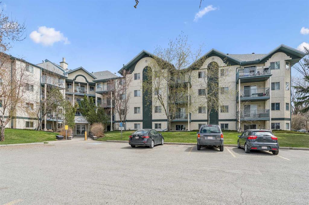 Picture for 418, 10 Dover Point SE