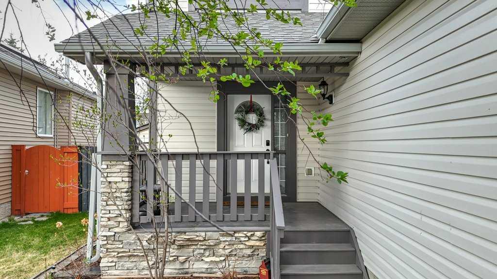 Picture for 121 Chaparral Way SE