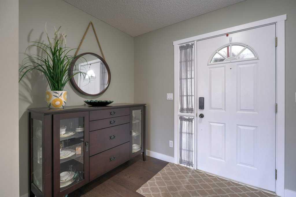 Picture for 121 Chaparral Way SE