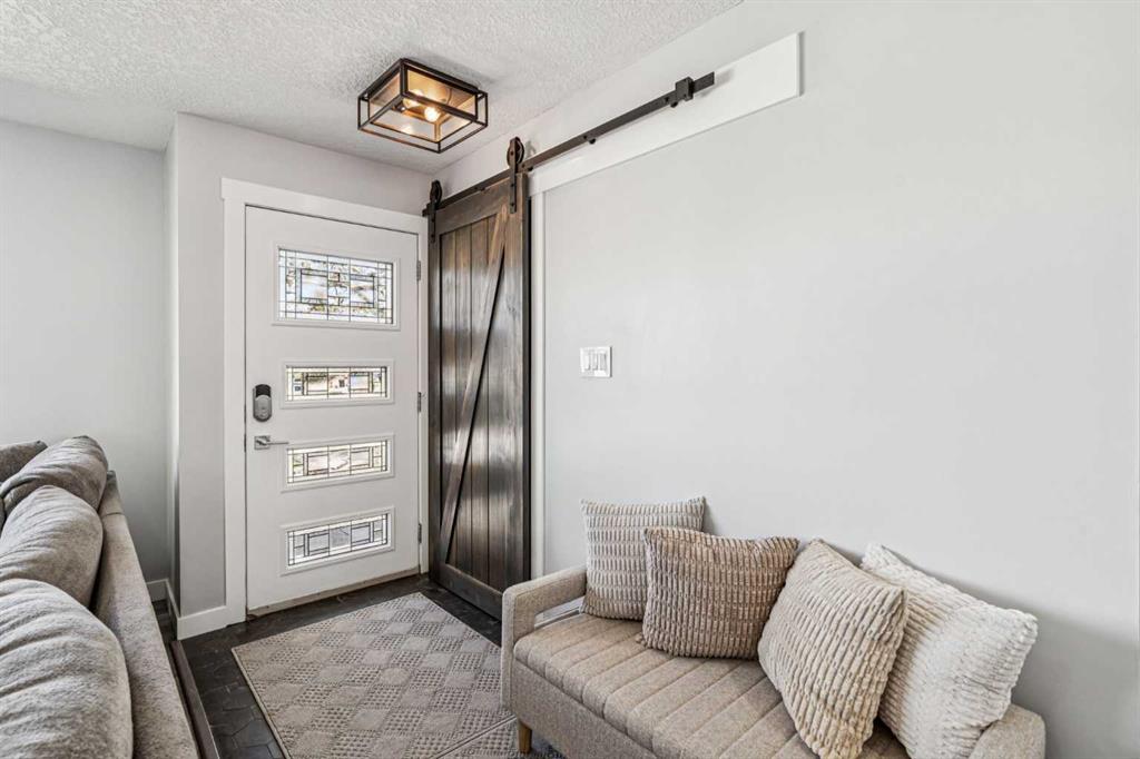 Picture for 2219 Munro Drive NE