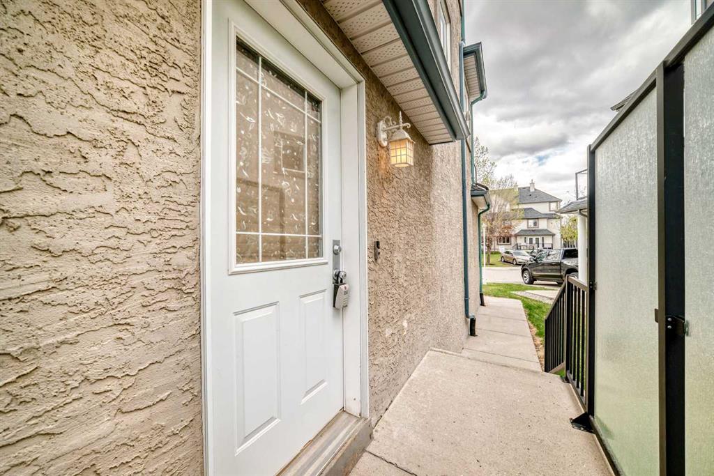 Picture for 156 Simcoe Place SW