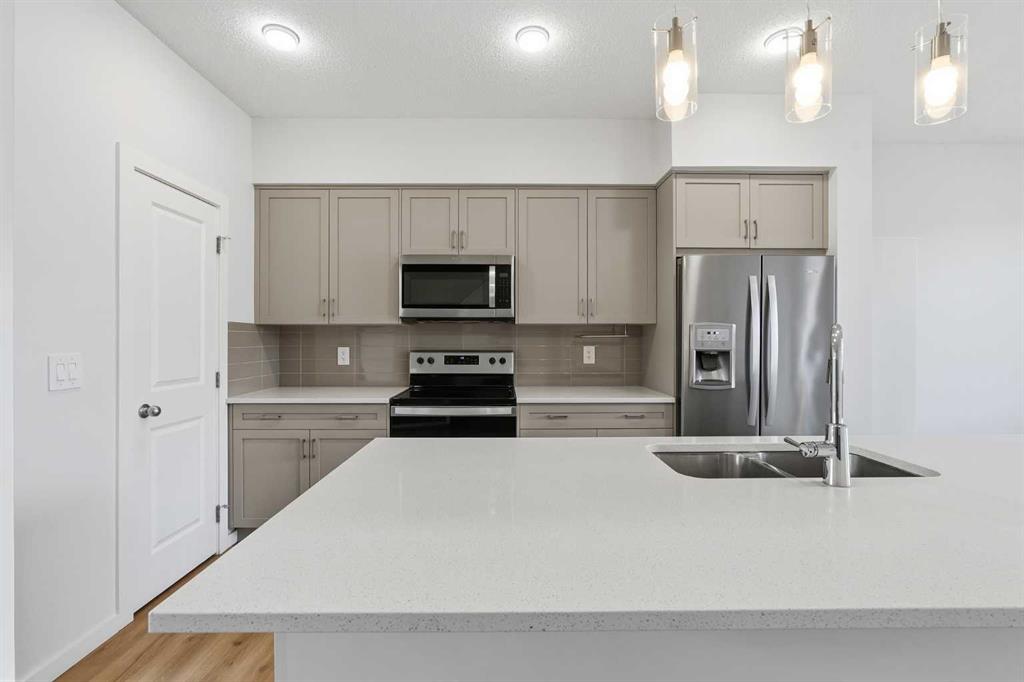 Picture for 176 Walcrest Boulevard SE