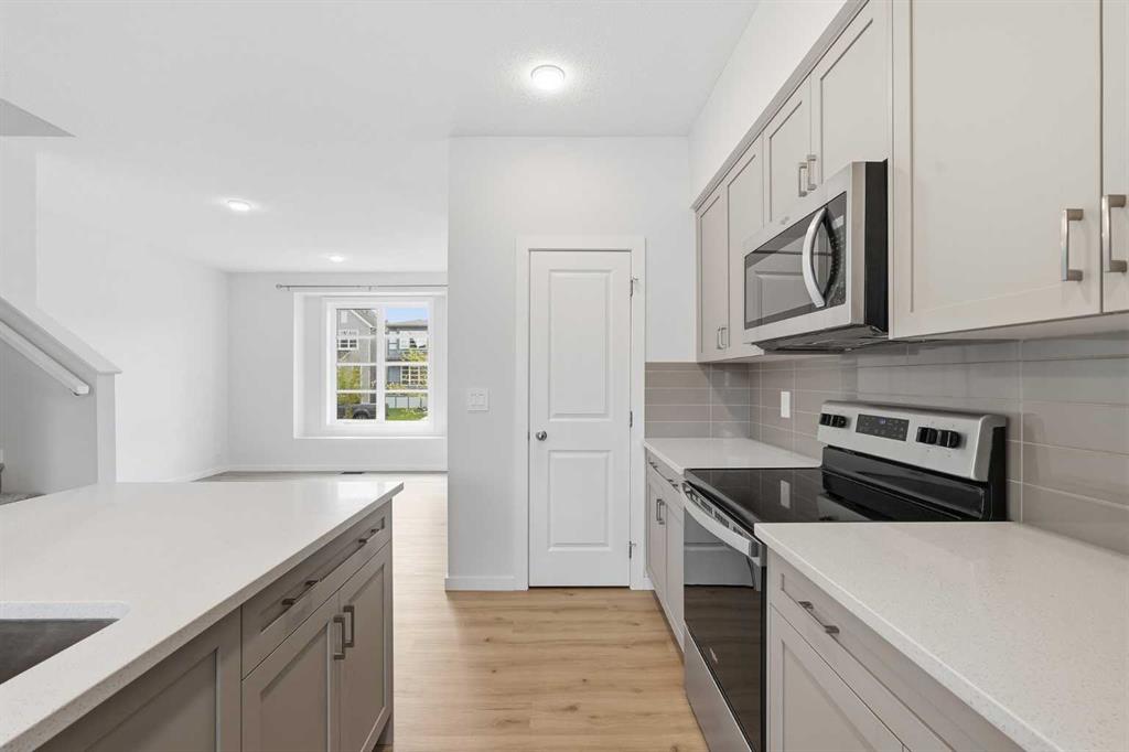 Picture for 176 Walcrest Boulevard SE