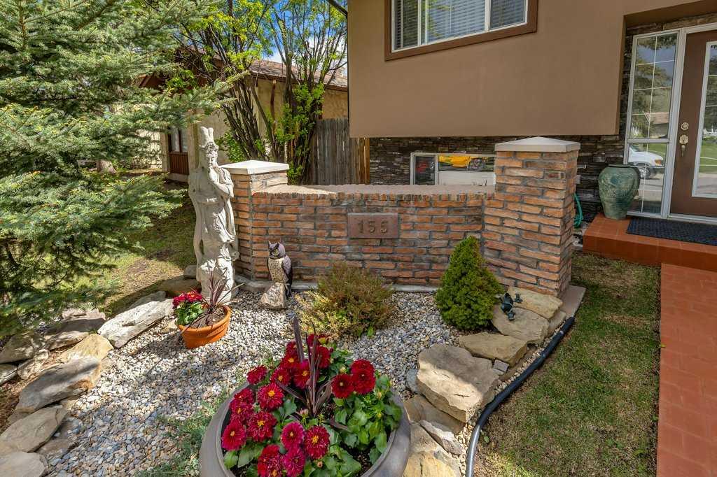Picture for 155 Midcrest Crescent SE