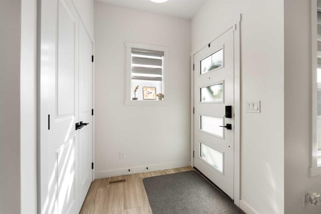Picture for 312 Homestead Grove NE