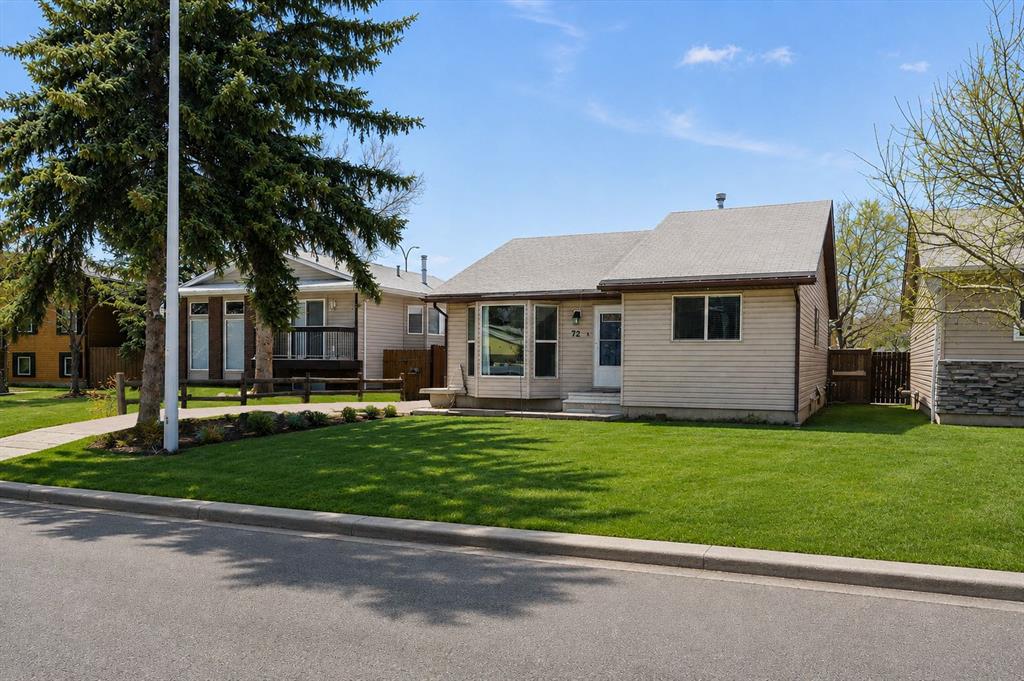 Picture for 72 Marquis Place SE