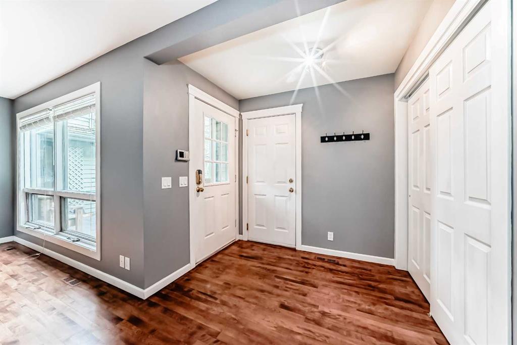 Picture for 572 Point Mckay Grove NW