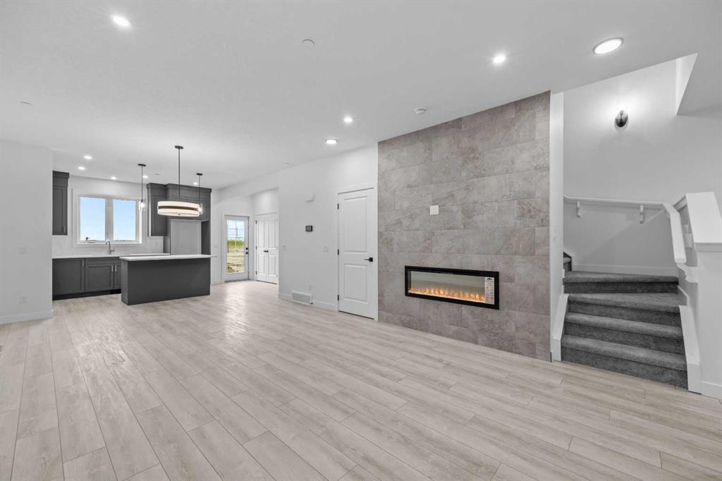 Picture for 33 Hotchkiss Gardens SE