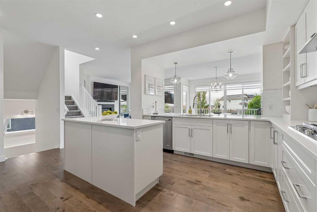 Picture for 35 Mahogany Park SE