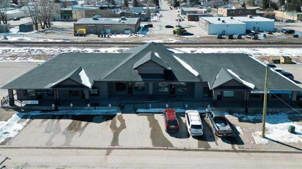 Picture for 3, 209 9 Avenue 