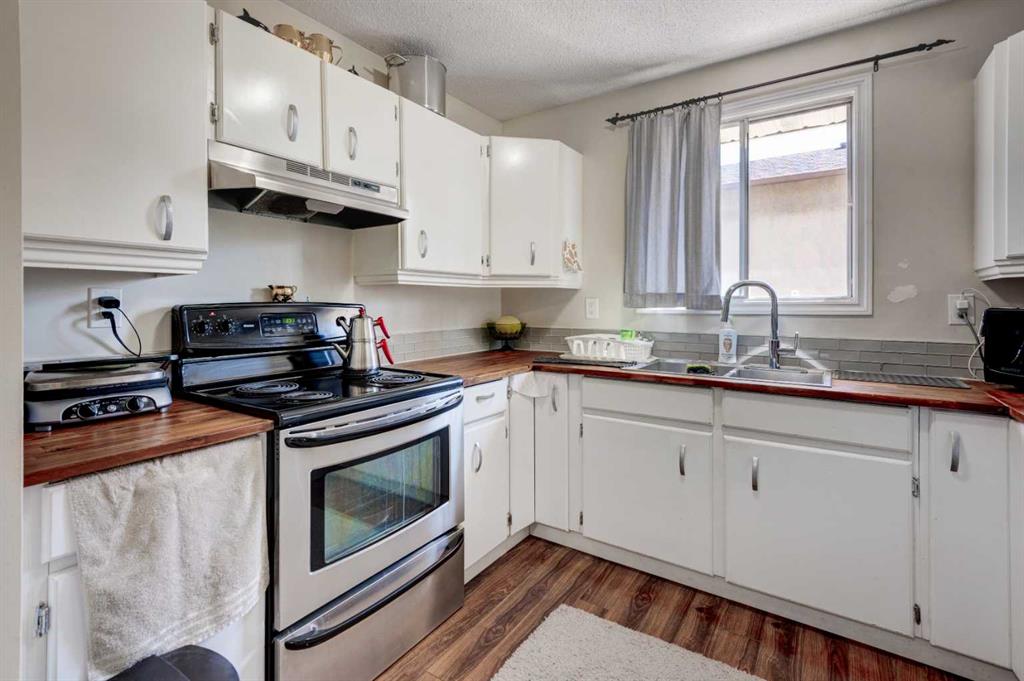 Picture for 5 Fonda Drive SE