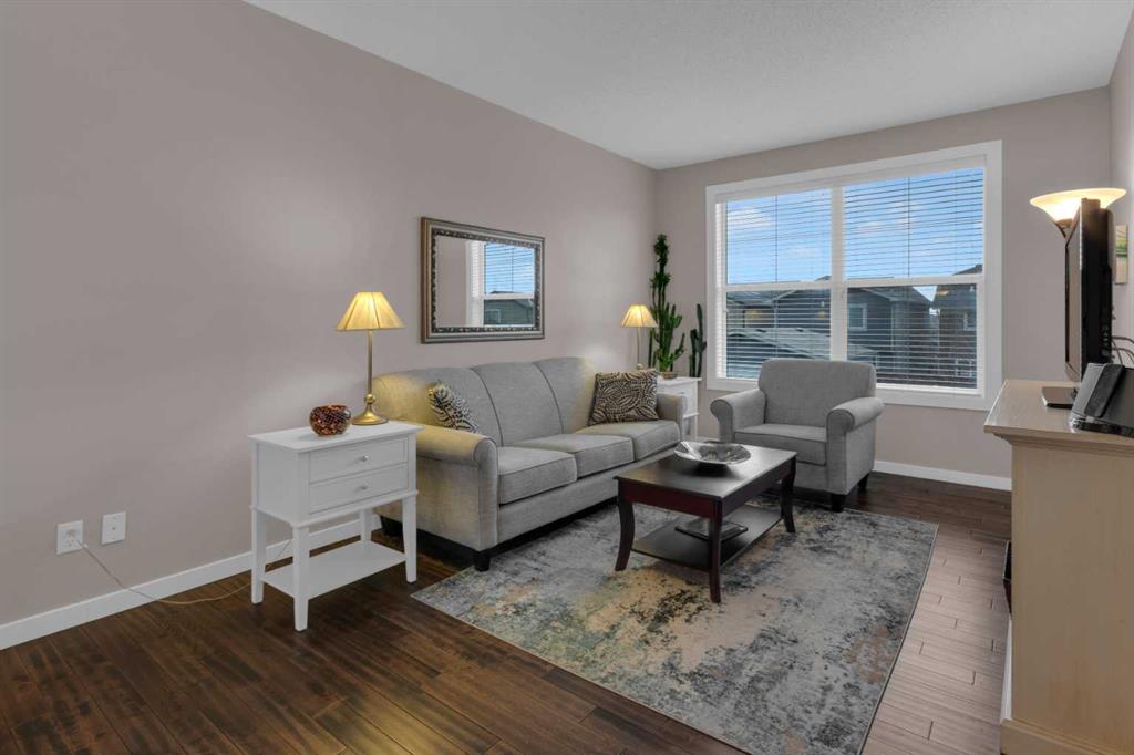 Picture for 484, 130 New Brighton Way SE