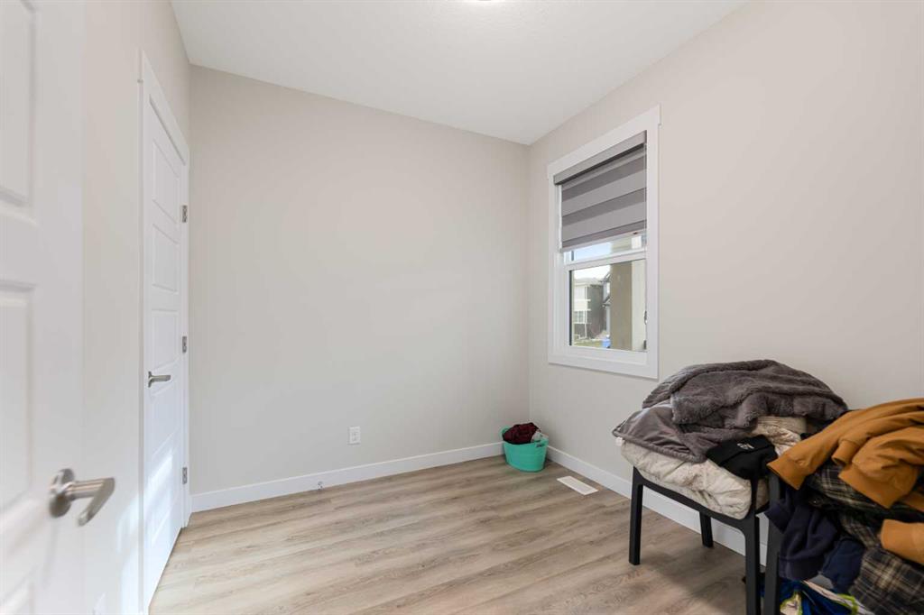 Picture for 7 Corner Glen Common NE