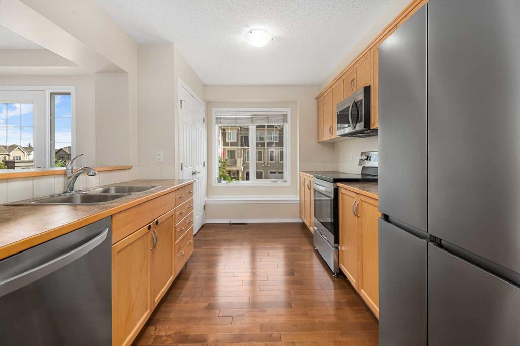 Picture for 19 Windstone Green SW