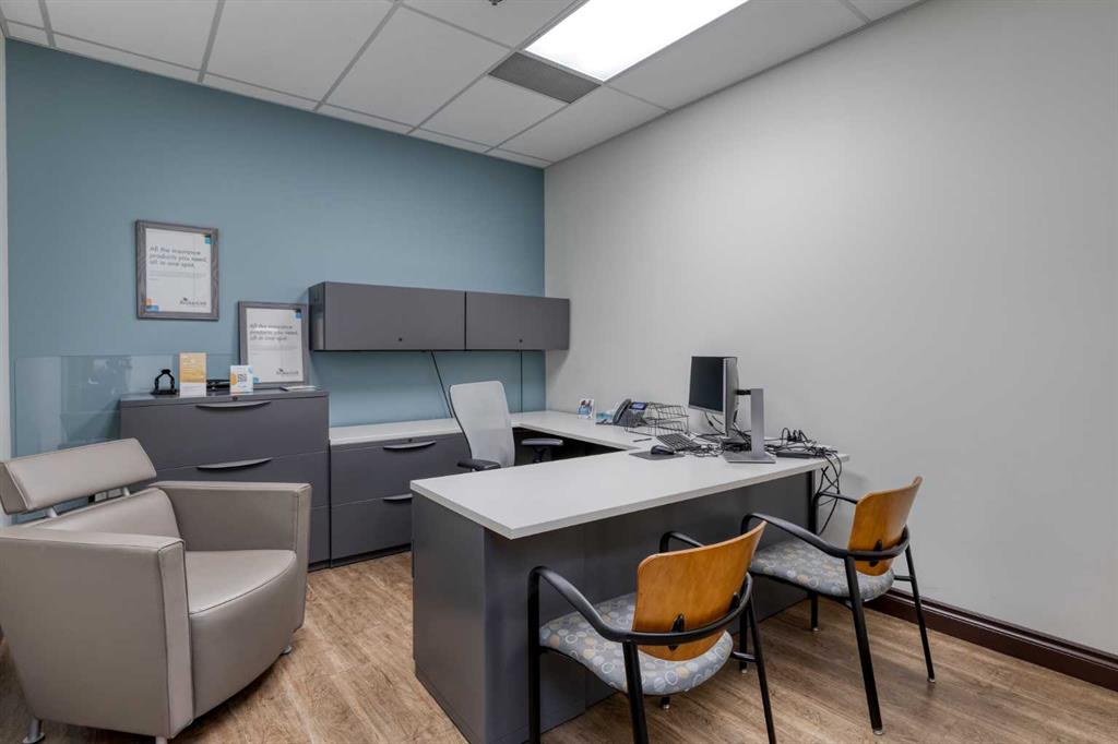 Picture for 3, 505 Railway Street W