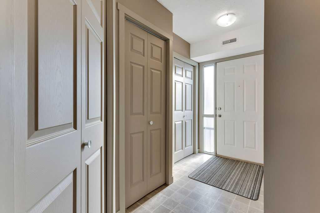 Picture for 423, 103 Strathaven Drive 