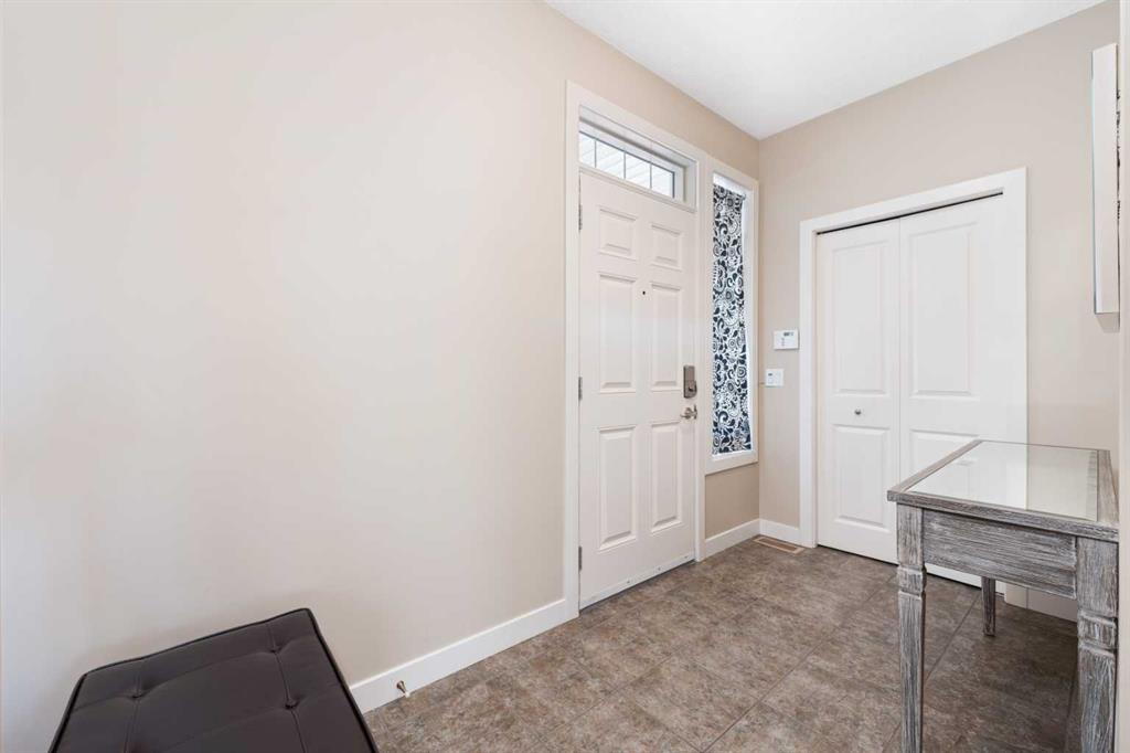 Picture for 155 Autumn Close SE