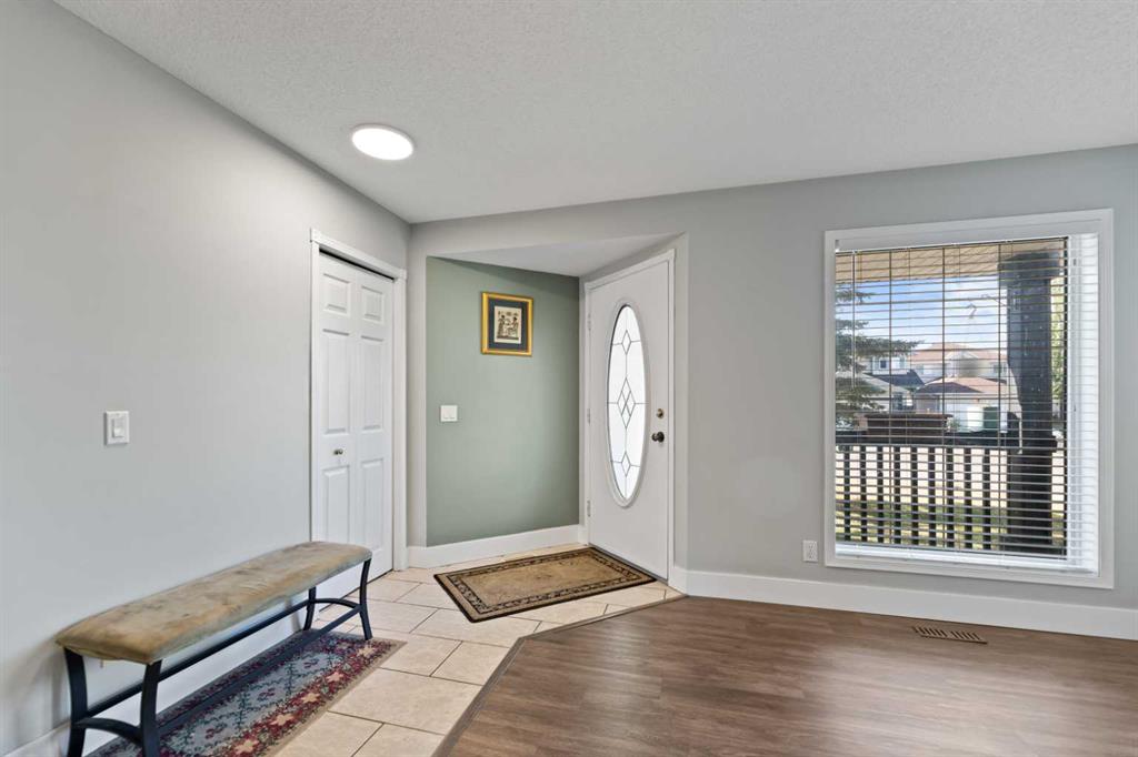 Picture for 86 Coral Springs Close NE