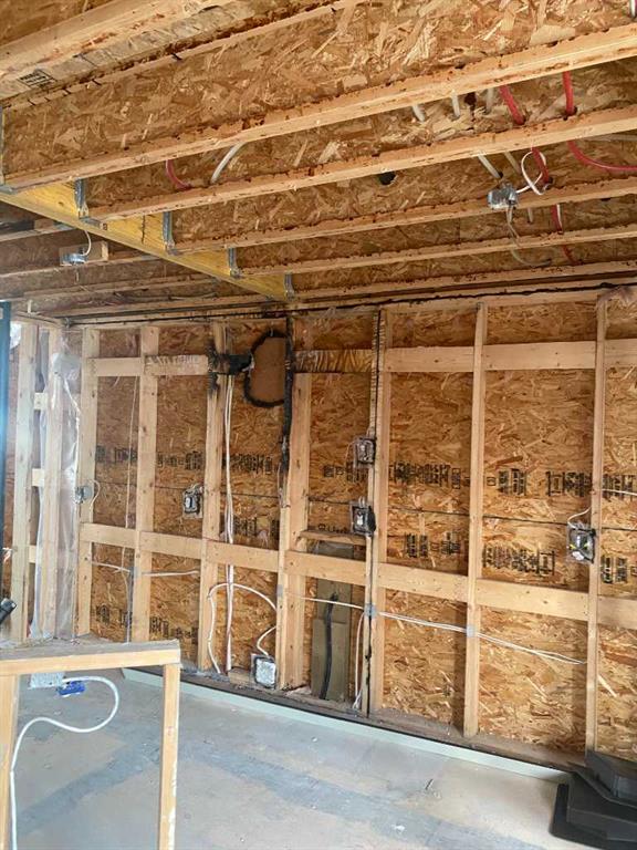 Picture for 78 Saddlecrest Place NE